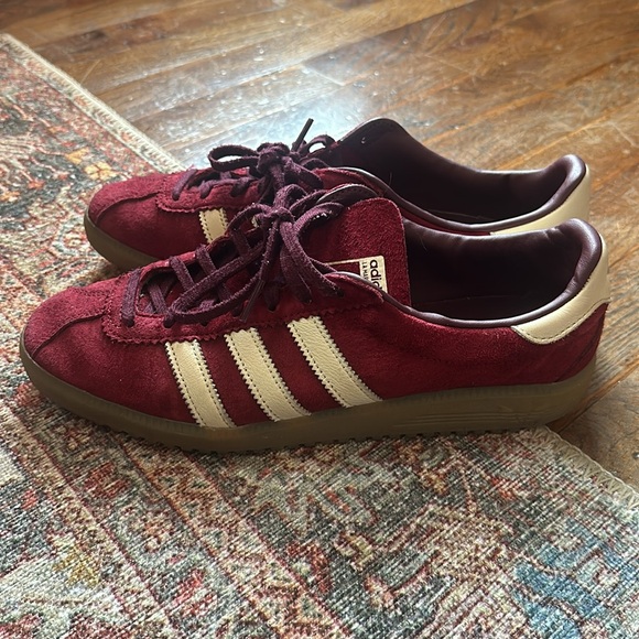 Rare Adidas Bermudas (similar to Samba) - Picture 3 of 7
